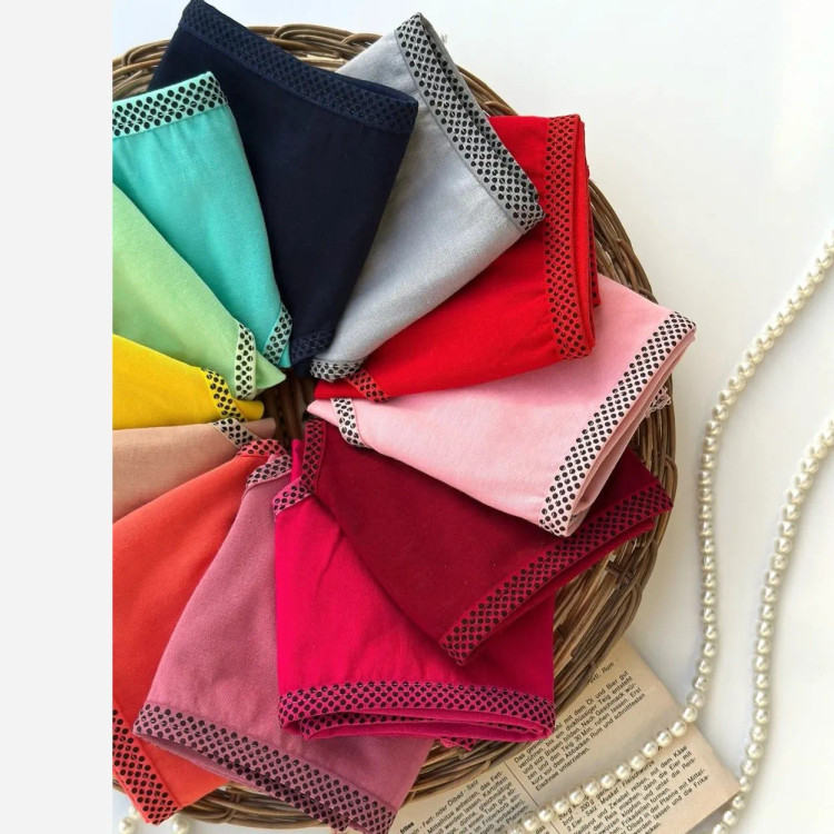 شورت نخی زنانه طرح خالدار، راحت و لطیف، مناسب استفاده روزانه، سایز XL