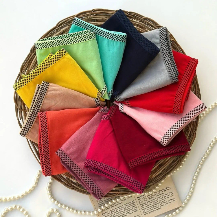 شورت نخی زنانه طرح خالدار، راحت و لطیف، مناسب استفاده روزانه، سایز XL