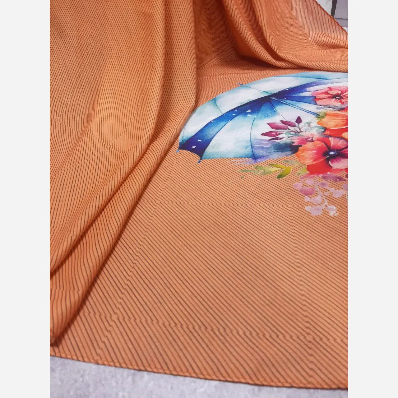 روسری نخی قواره بزرگ طرح چتر و گل نارنجی زنانه | شیک و خاص