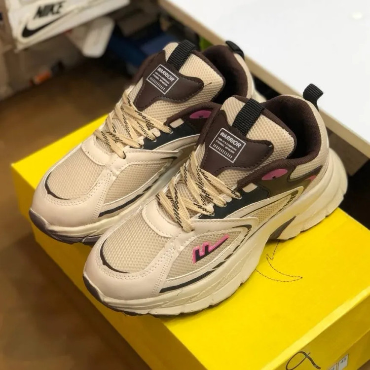 کفش زنانه راحتی تابستانی لژدار زیره پیو تنفسی شیک