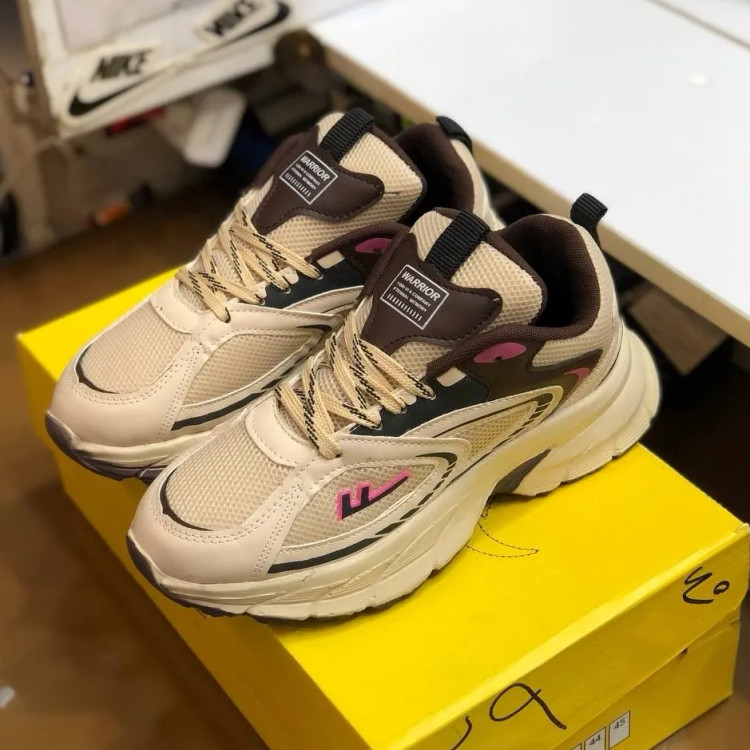 کفش زنانه راحتی تابستانی لژدار زیره پیو تنفسی شیک