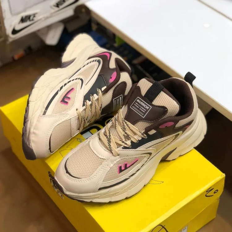 کفش زنانه راحتی تابستانی لژدار زیره پیو تنفسی شیک