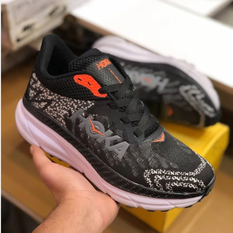 کفش هوکا مردانه زیره الترا رنگ مشکی