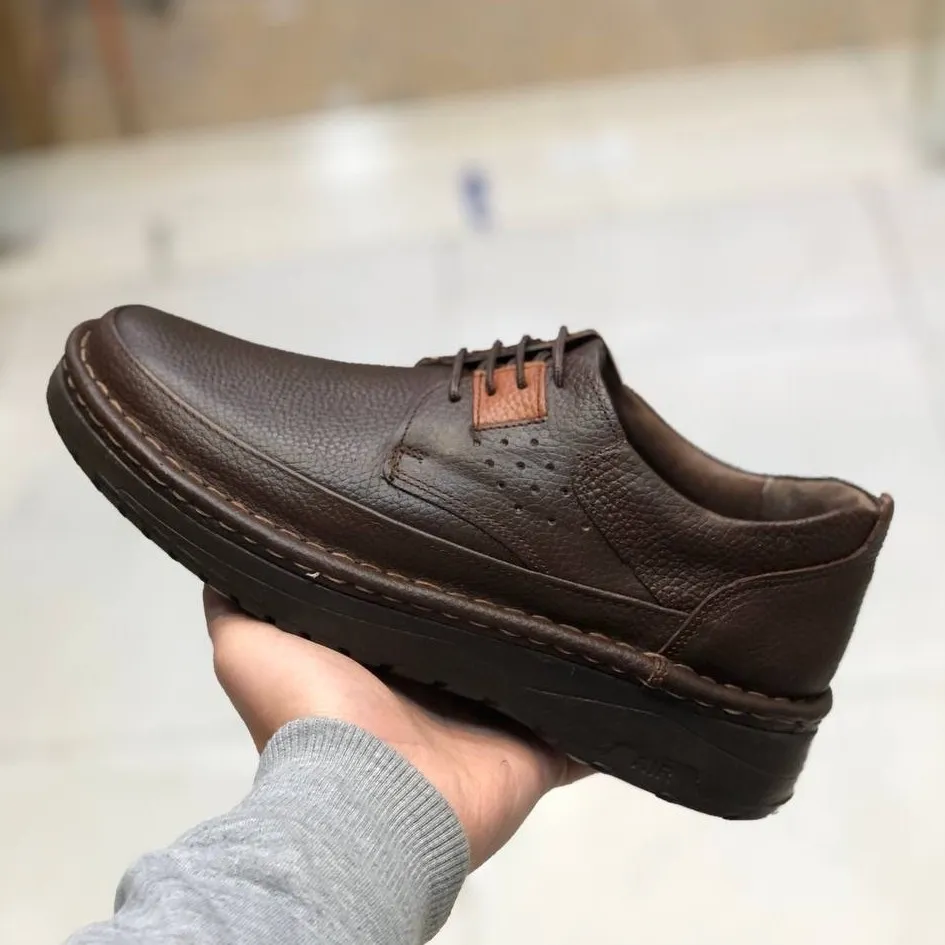 کفش چرم طبیعی مردانه کلارک مدل راحت و شیک کد 12345