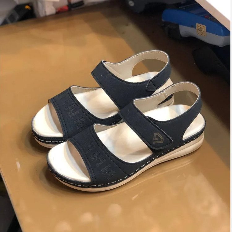 صندل زنانه طبی راحت و شیک تابستانی چسبی بادوام مناسب پیاده روی