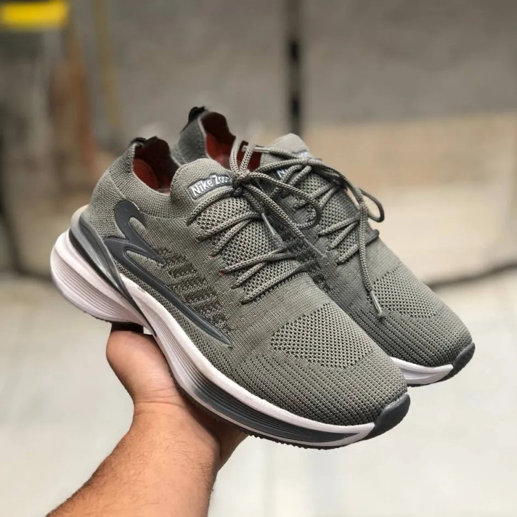 کفش ورزشی مردانه طوسی سبک و راحت مناسب پیاده روی و باشگاه