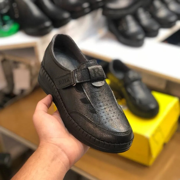 کفش طبی زنانه چسبی چرم صنعتی زیره پیو راحت و بادوام