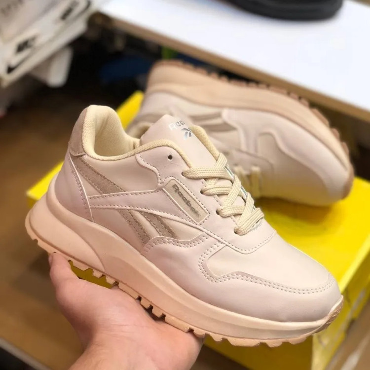 کتونی اسپرت زنانه مدل ریبوک کرم قهوهای کد 12345