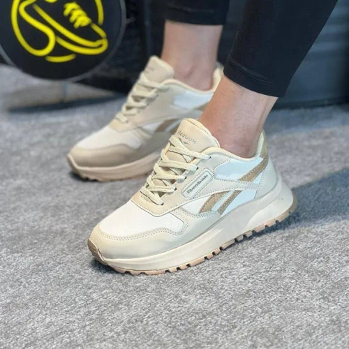 کتونی اسپرت زنانه مدل ریبوک کرم قهوهای کد 12345