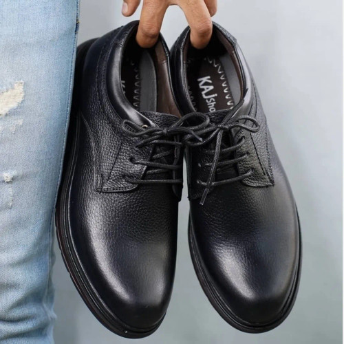 کفش چرم مردانه دنا مدل رسمی و اداری رویه چرم طبیعی گاوی زیره پیو سبک و راحت ضمانت دار