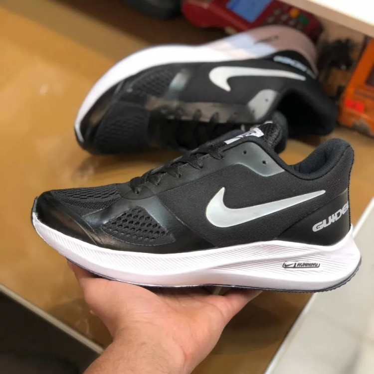 کفش ورزشی مردانه نایک مدل رانینگ اسپرت پیو طبی و قابل شستشو