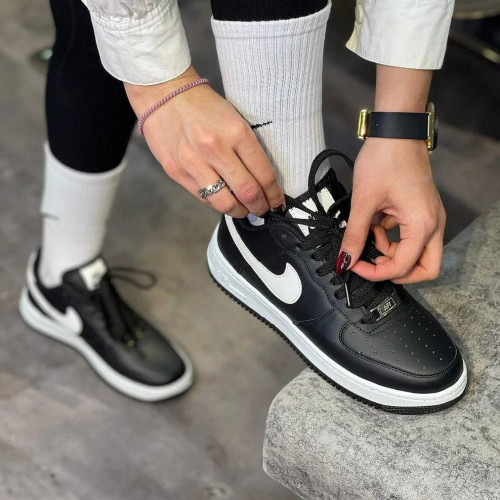 کفش اسپرت مردانه مشکی چرم صنعتی زیره رابر طبی کد 125