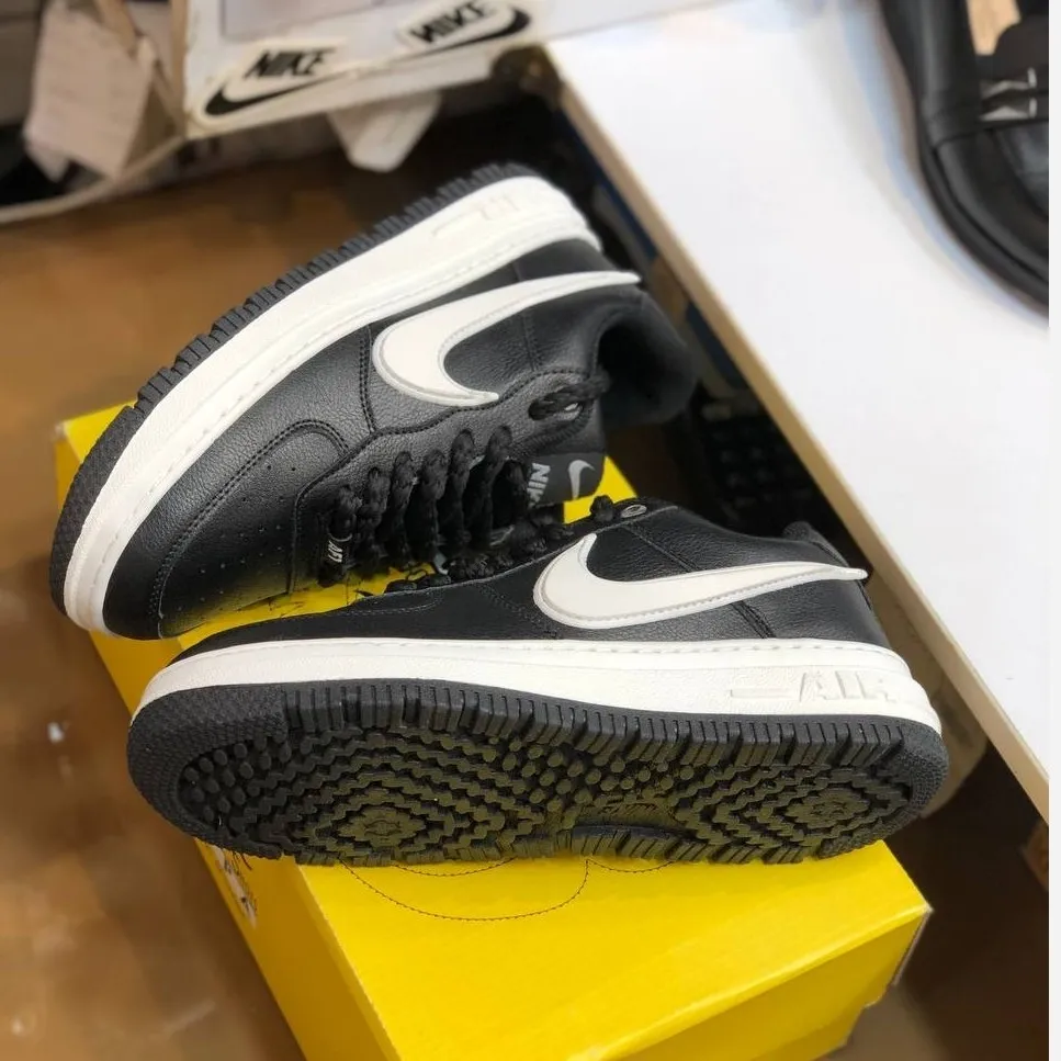 کفش اسپرت مردانه مشکی چرم صنعتی زیره رابر طبی کد 125