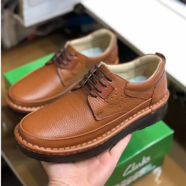 کفش چرم طبیعی مردانه کلارک مدل راحت و شیک کد 12345