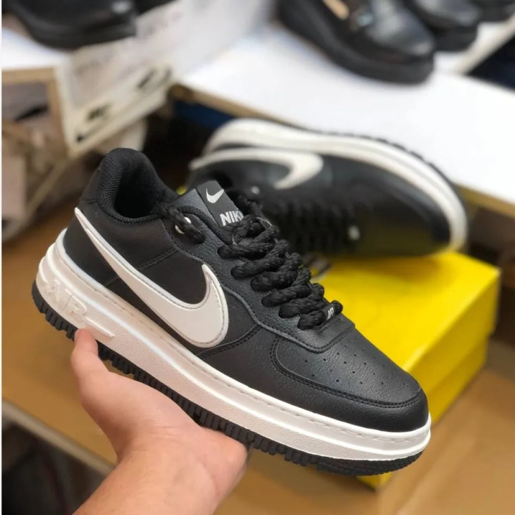 کفش اسپرت مردانه مشکی چرم صنعتی زیره رابر طبی کد 125