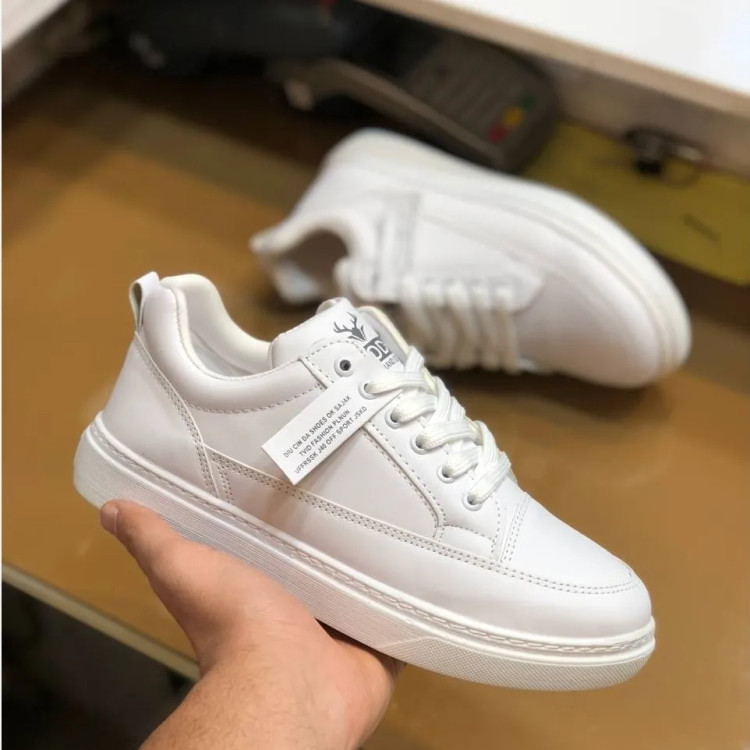 کفش سفید زنانه چرم صنعتی زیره پیو سبک و راحت مناسب استایل روزمره