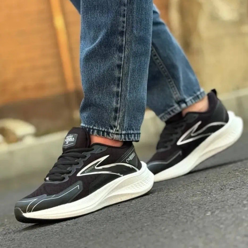 کتونی ورزشی مردانه بروکس مدل Cascadia مناسب دویدن و باشگاه با زیره پیو و کربن دار