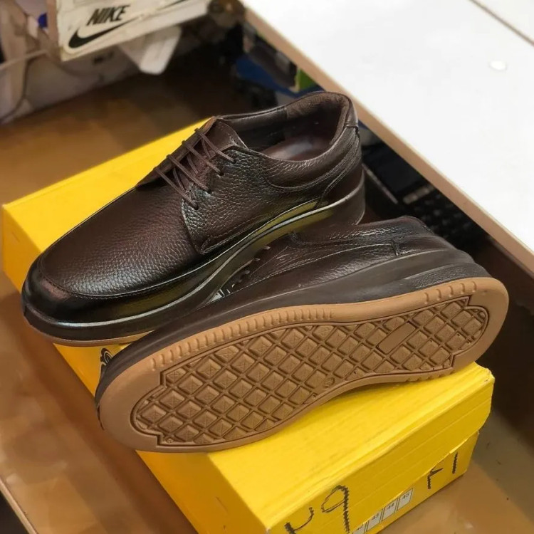 کفش مردانه چرم طبیعی شامی بندی عریض و راحت اداری روزمره