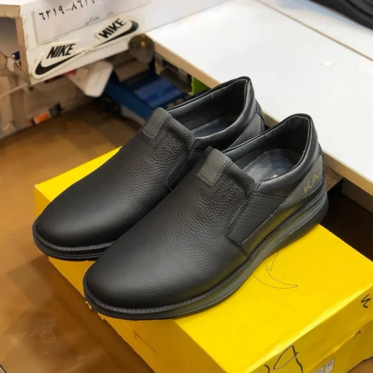 کفش چرم مردانه مشکی طبی رویه گاوی زیره پیو سبک و راحت اداری روزمره