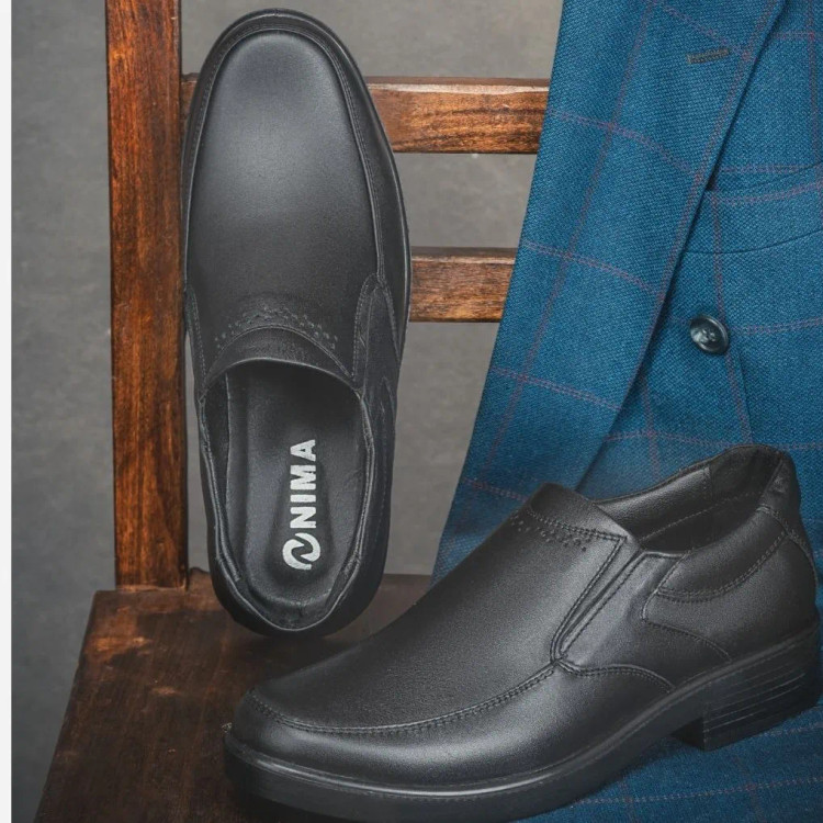 کفش راحتی مردانه چرم طبیعی مشکی شیک و طبی زیره پیو سبک و بادوام