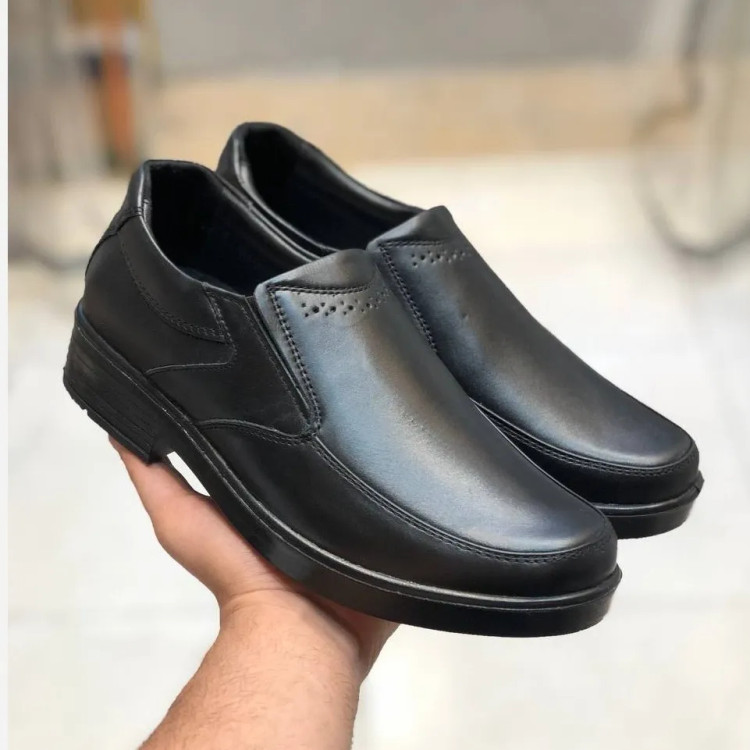 کفش راحتی مردانه چرم طبیعی مشکی شیک و طبی زیره پیو سبک و بادوام