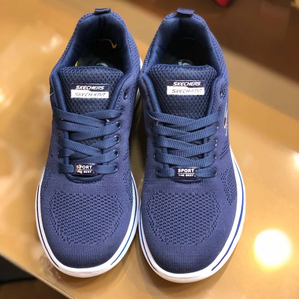 کفش پیاده روی مردانه مدل اولترا گو، راحت و طبی، مناسب کمر درد