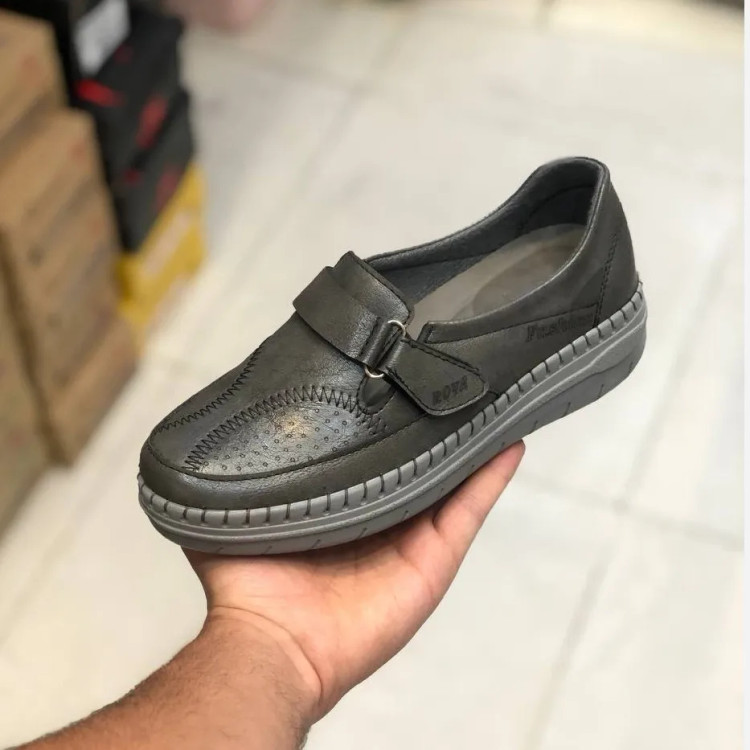 کفش طبی زنانه چسبی چرم صنعتی زیره پیو راحت و بادوام