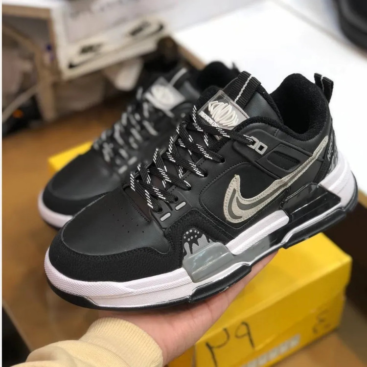 کتونی اسپرت مشکی مردانه و زنانه، کفش ورزشی و روزمره، زیره پیو، چرم صنعتی، راحت و شیک