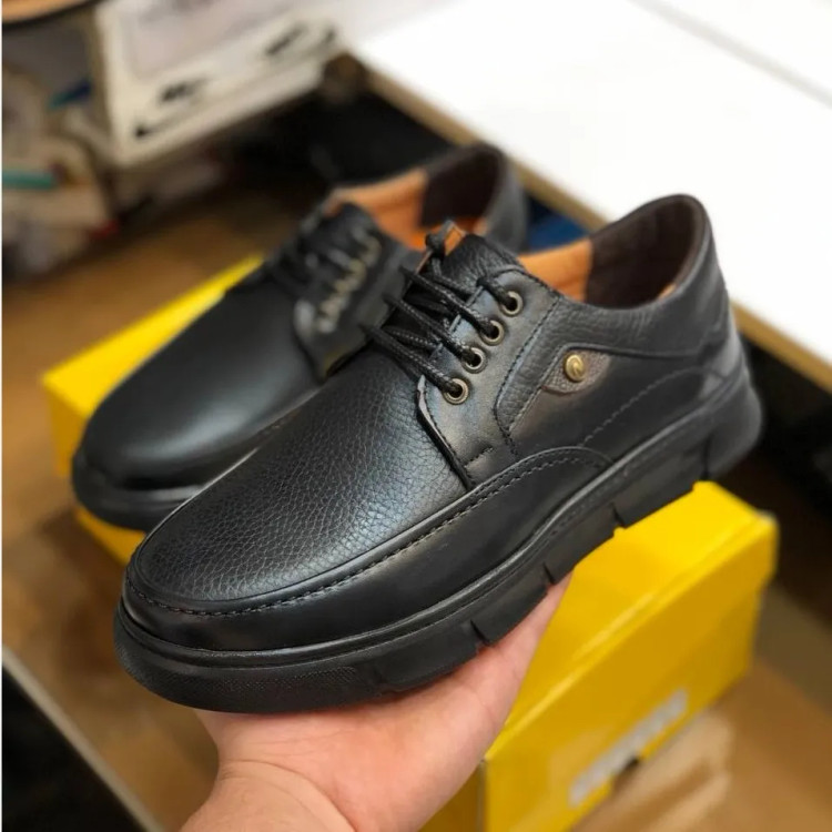 کفش مردانه چرم طبیعی مشکی بنددار شیک و راحت مدل میشل