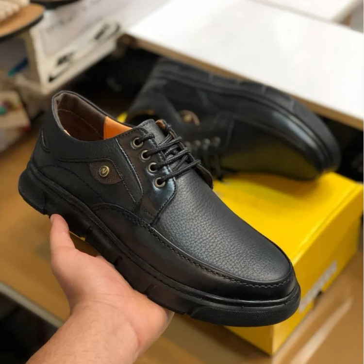 کفش مردانه چرم طبیعی مشکی بنددار شیک و راحت مدل میشل