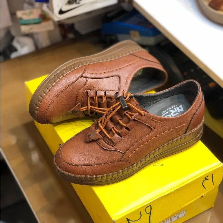 کفش چرم صنعتی زنانه طبی مناسب پیاده روی - زیره پیو سبک و نرم