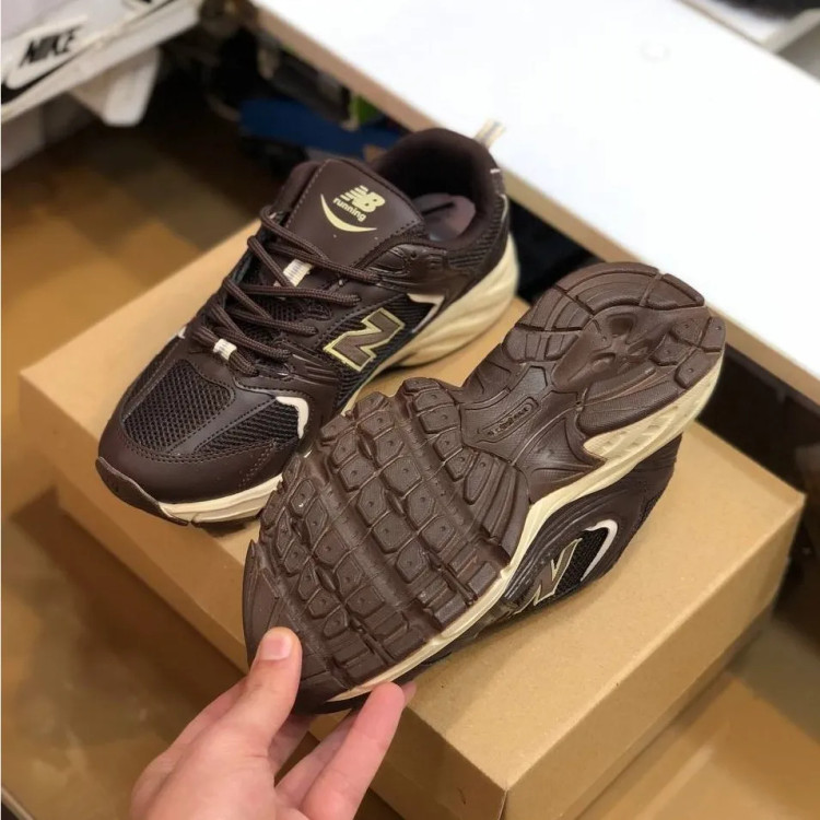 کفش نیوبالانس 530 قهوه ای کرم مردانه زنانه ورزشی پیاده روی