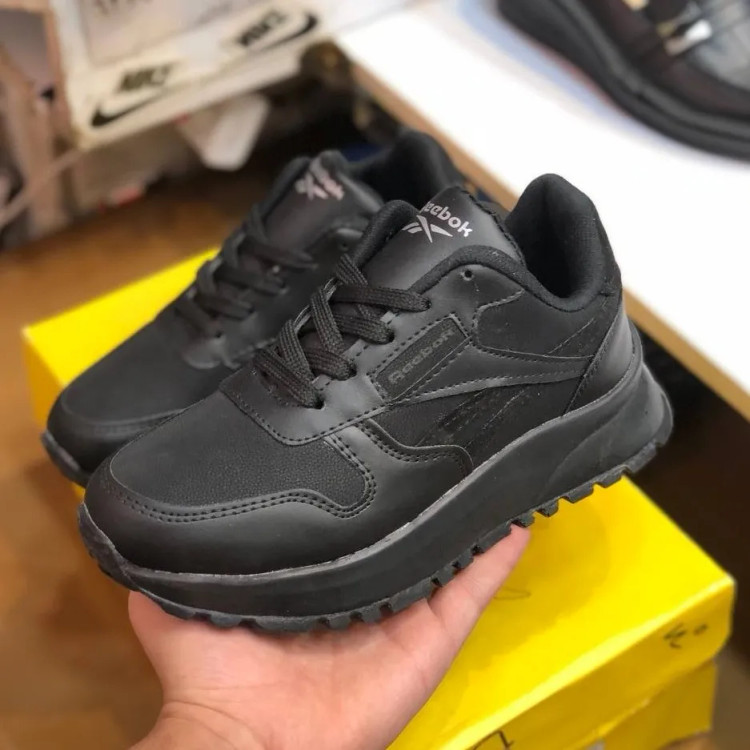 کتونی اسپرت مشکی زنانه و مردانه مدل ریبوک، مناسب پیاده روی و باشگاه