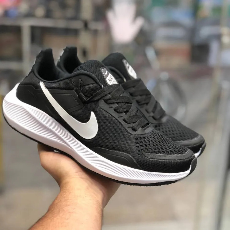 کفش اسپرت مردانه نایک مشکی سفید سبک و راحت زیره پیو طبی قابل شستشو