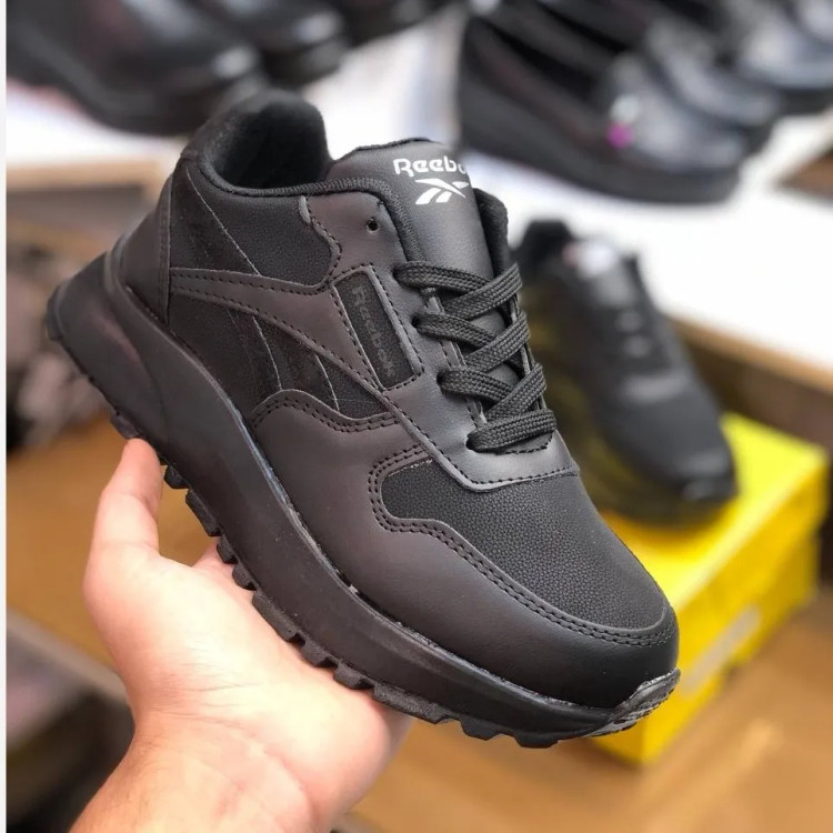 کتونی اسپرت مشکی زنانه و مردانه مدل ریبوک، مناسب پیاده روی و باشگاه