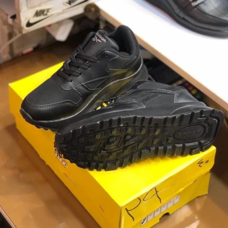 کتونی اسپرت مشکی زنانه و مردانه مدل ریبوک، مناسب پیاده روی و باشگاه