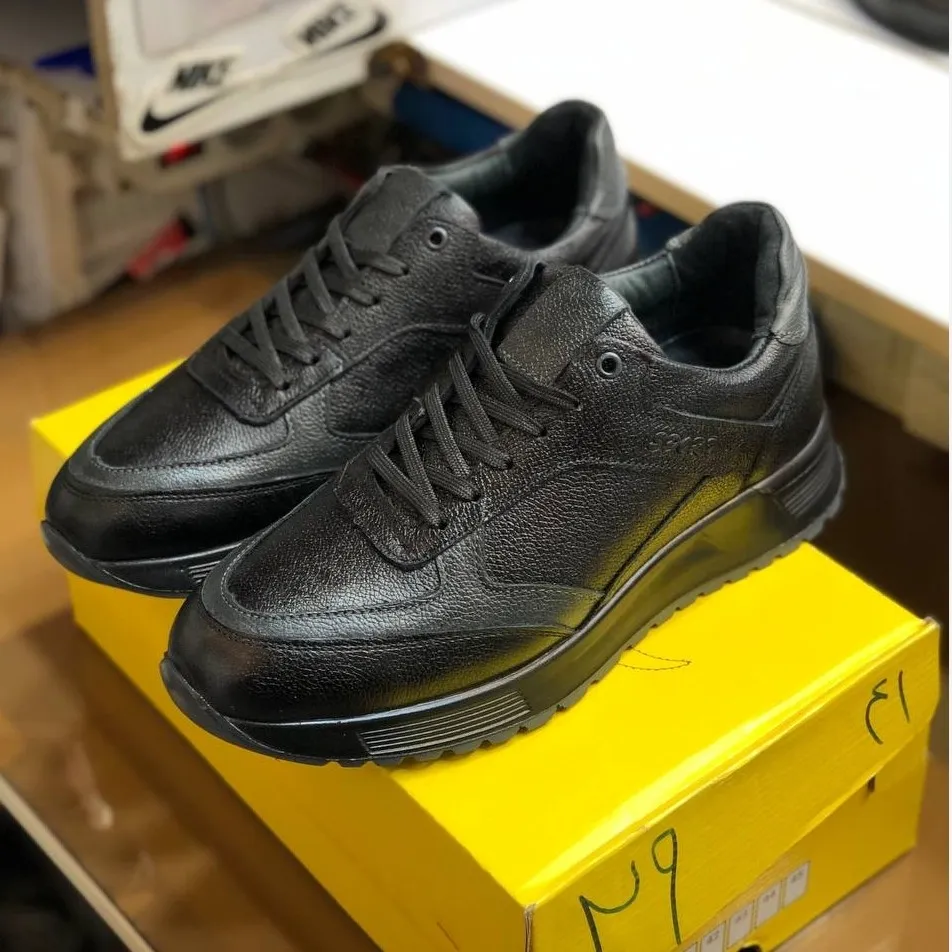 کفش مردانه چرم طبیعی مدل کلاسیک راحت و بادوام روزمره و اداری