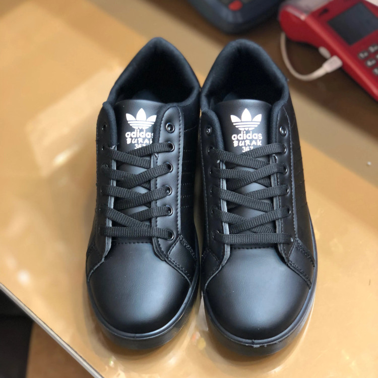 ونس مشکی مردانه چرم صنعتی زیره پیو راحت و سبک کد 367