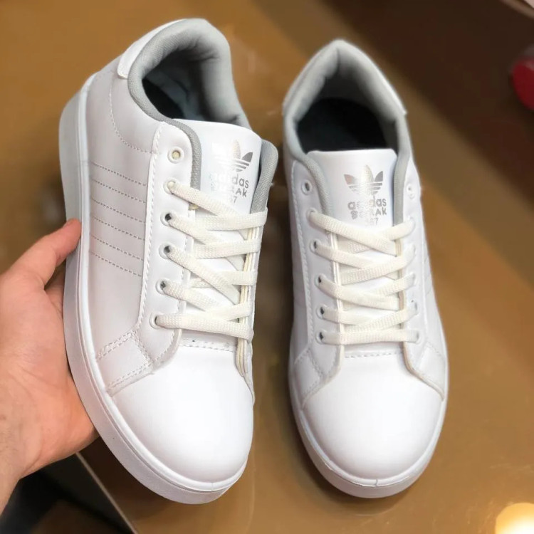 ونس سفید مردانه چرم صنعتی زیره پیو راحت و سبک کد 367