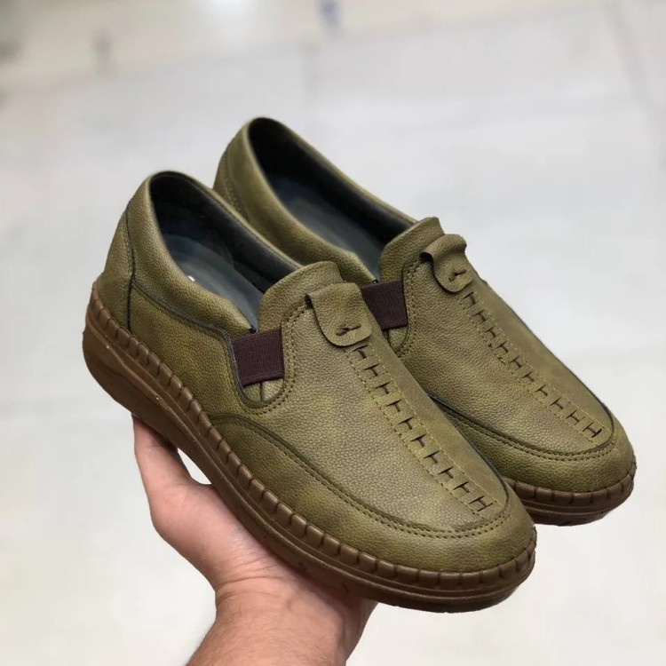 کفش چرم طبی زنانه مدل ساناز رنگ زیتونی