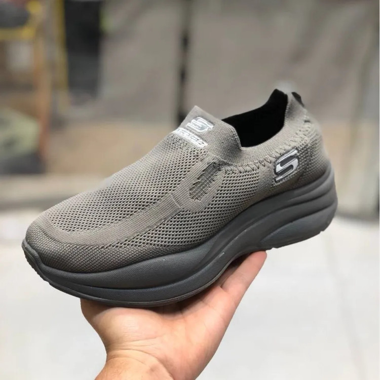 کفش اسکیچرز مردانه کشی سبک و راحت مناسب پیاده روی و روزمره