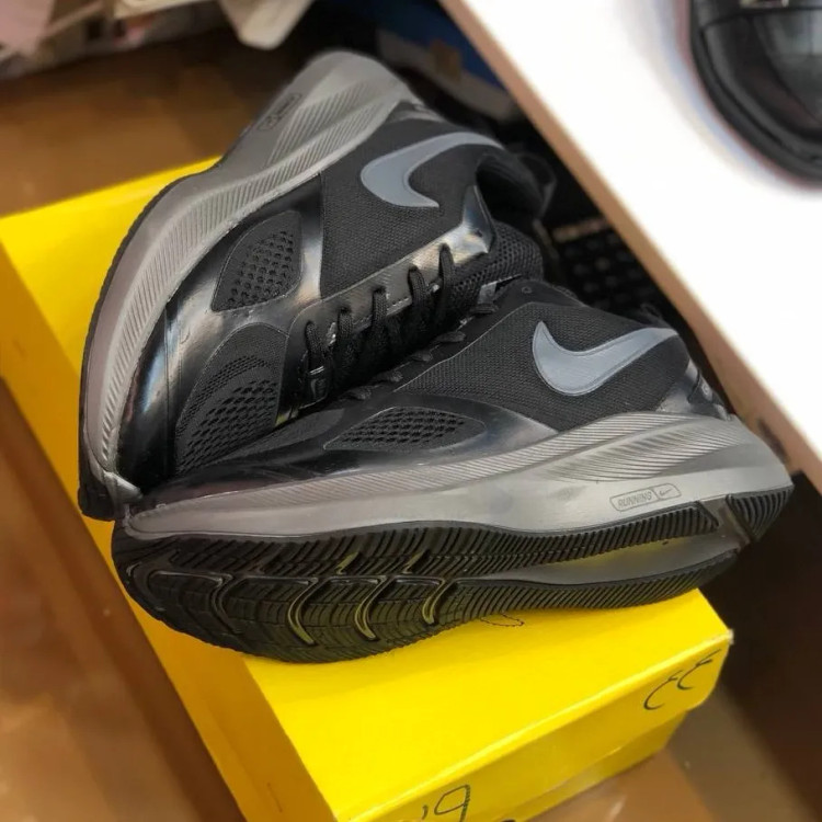 کفش نایک گاید زنانه و مردانه – سبک، راحت و بادوام – مناسب دویدن و پیادهروی