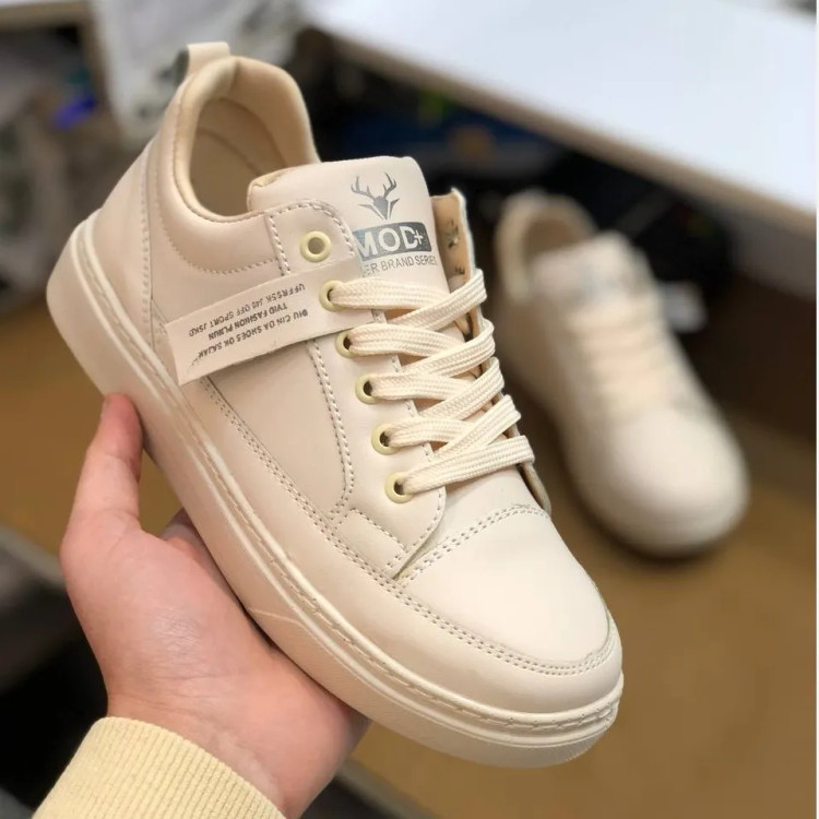 کفش زنانه چرم صنعتی ضد آب سبک و راحت زیره پیو دور دوخت طبی سایز 37 تا 41