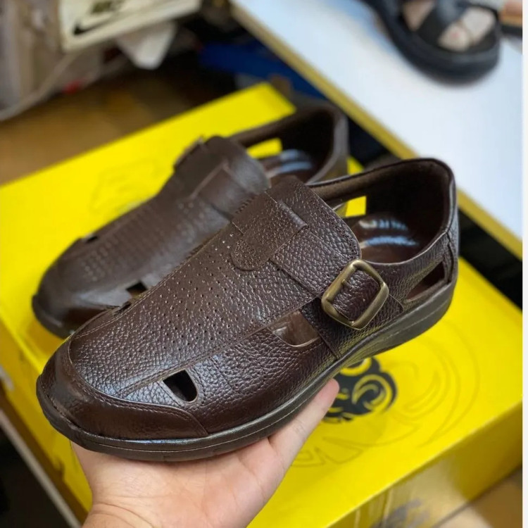 کفش مردانه چرم طبیعی بند سگکی پیاده روی و روزمره راحت شیک بادوام