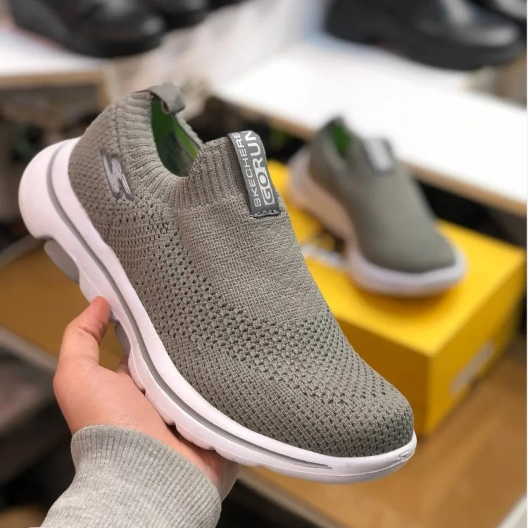 کفش راحتی مردانه تنفسی زیره پیو مناسب پیاده روی و روزمره