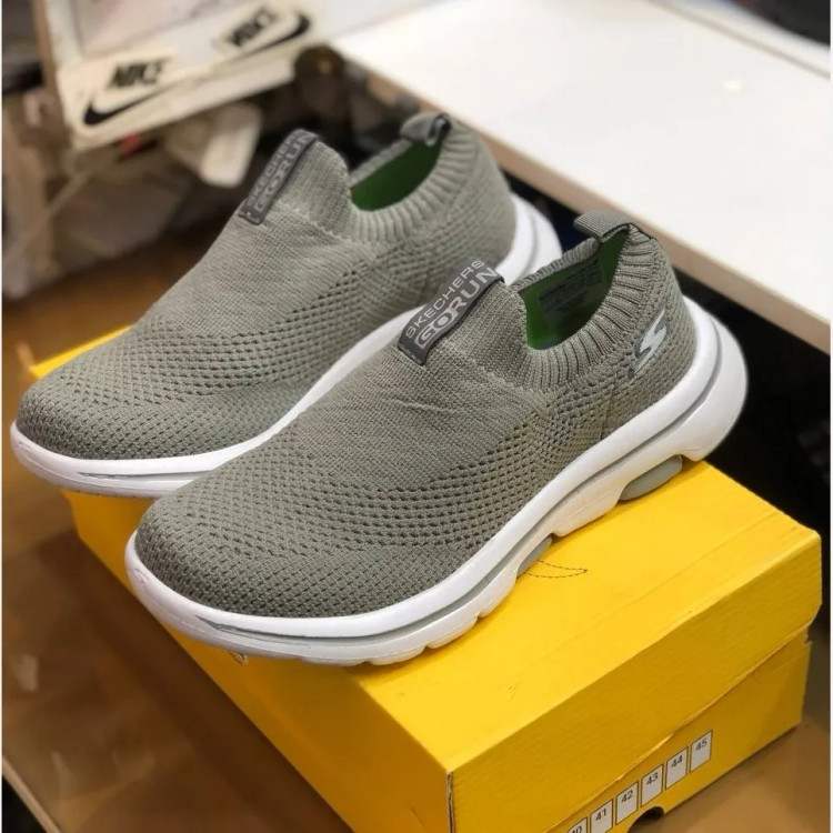 کفش راحتی مردانه تنفسی زیره پیو مناسب پیاده روی و روزمره