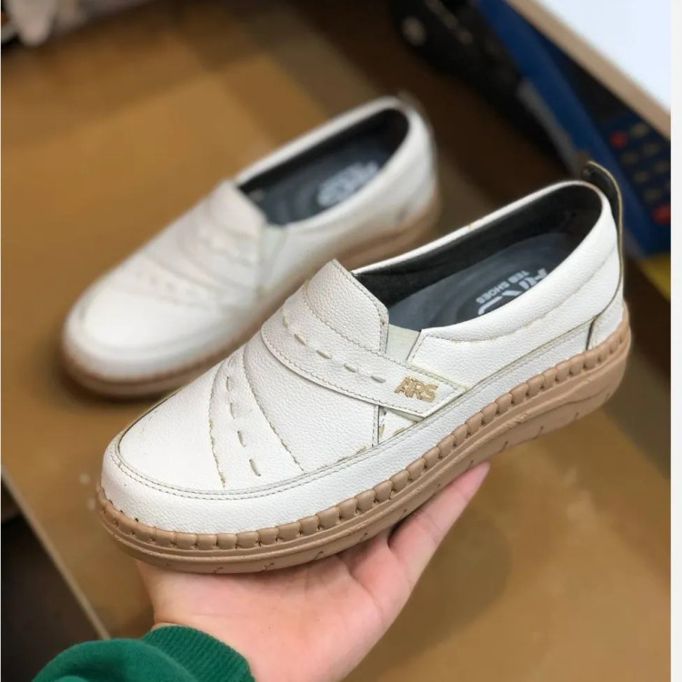 کفش چرم طبی زنانه مدل مونا سفید