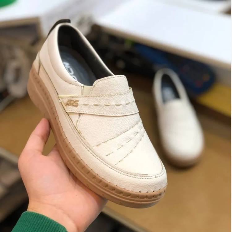 کفش چرم طبی زنانه مدل مونا سفید