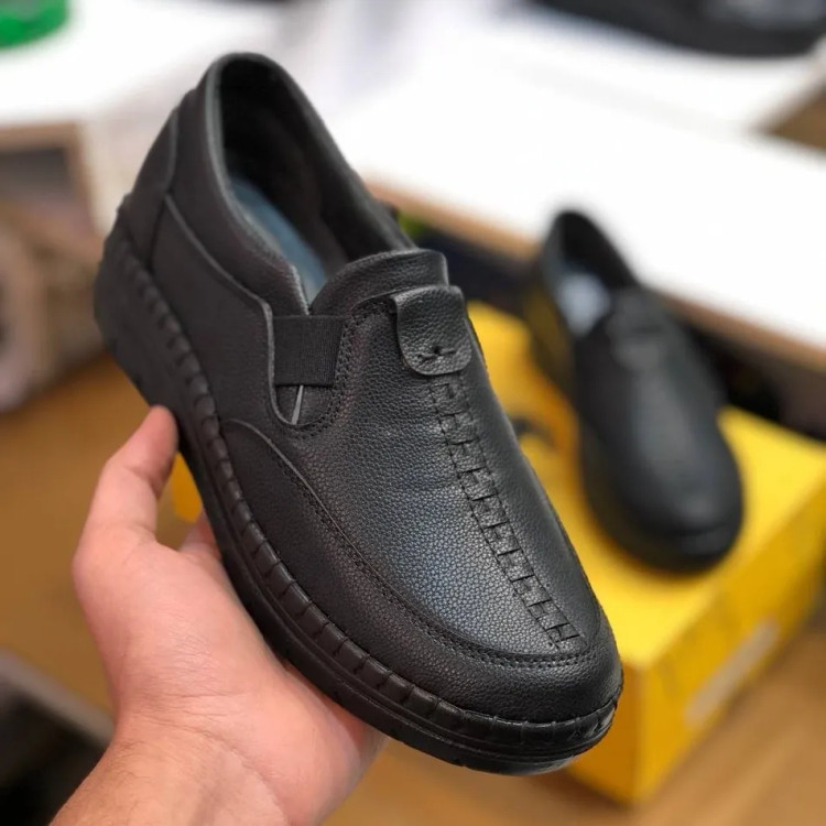 کفش چرم طبی زنانه مدل ساناز رنگ مشکی