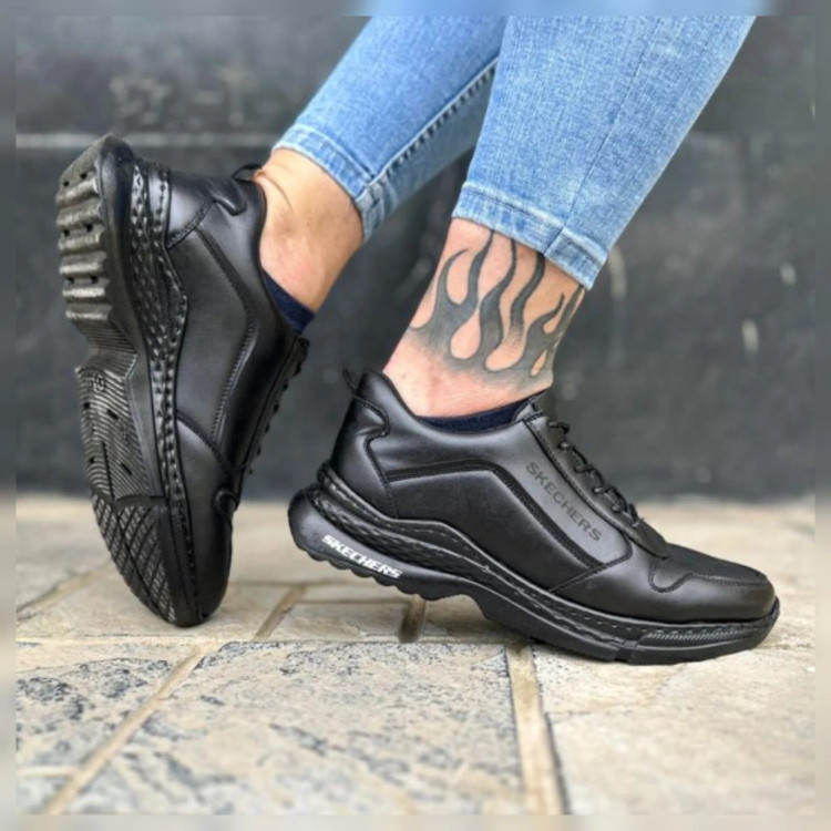 کفش اسپرت مردانه چرم صنعتی زیره پیو طبی سبک راحت طرح اسکچرز مشکی